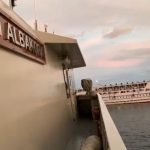 KRI Albakora-867 Evakuasi KM Sumber Raya 04 di Pulau Obi Halmahera