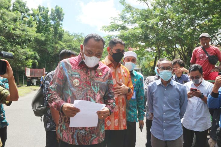 Bupati Halmahera Selatan diperiksa terkait dugaan pemalsuan IUP, tegakkan aturan