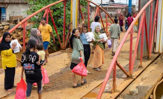 Kepedulian Harita Nickel di Tengah Cuaca Ekstrem: Bantu Pangan, Air Bersih, dan Layanan Kesehatan